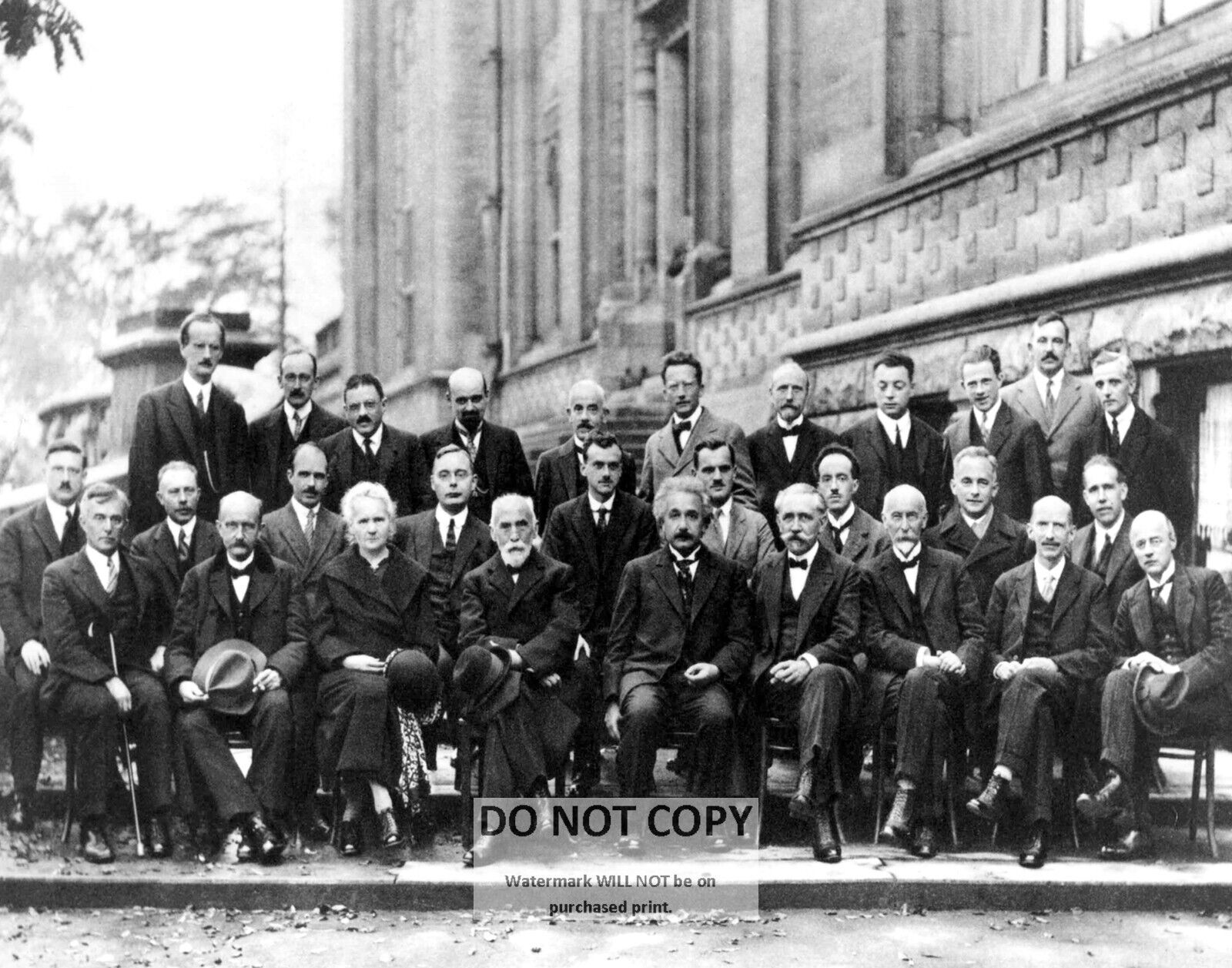 11X14 PHOTO ALBERT EINSTEIN 1927 SOLVAY CONFERENCE ON QUANTUM MECHANICS (AA-098)