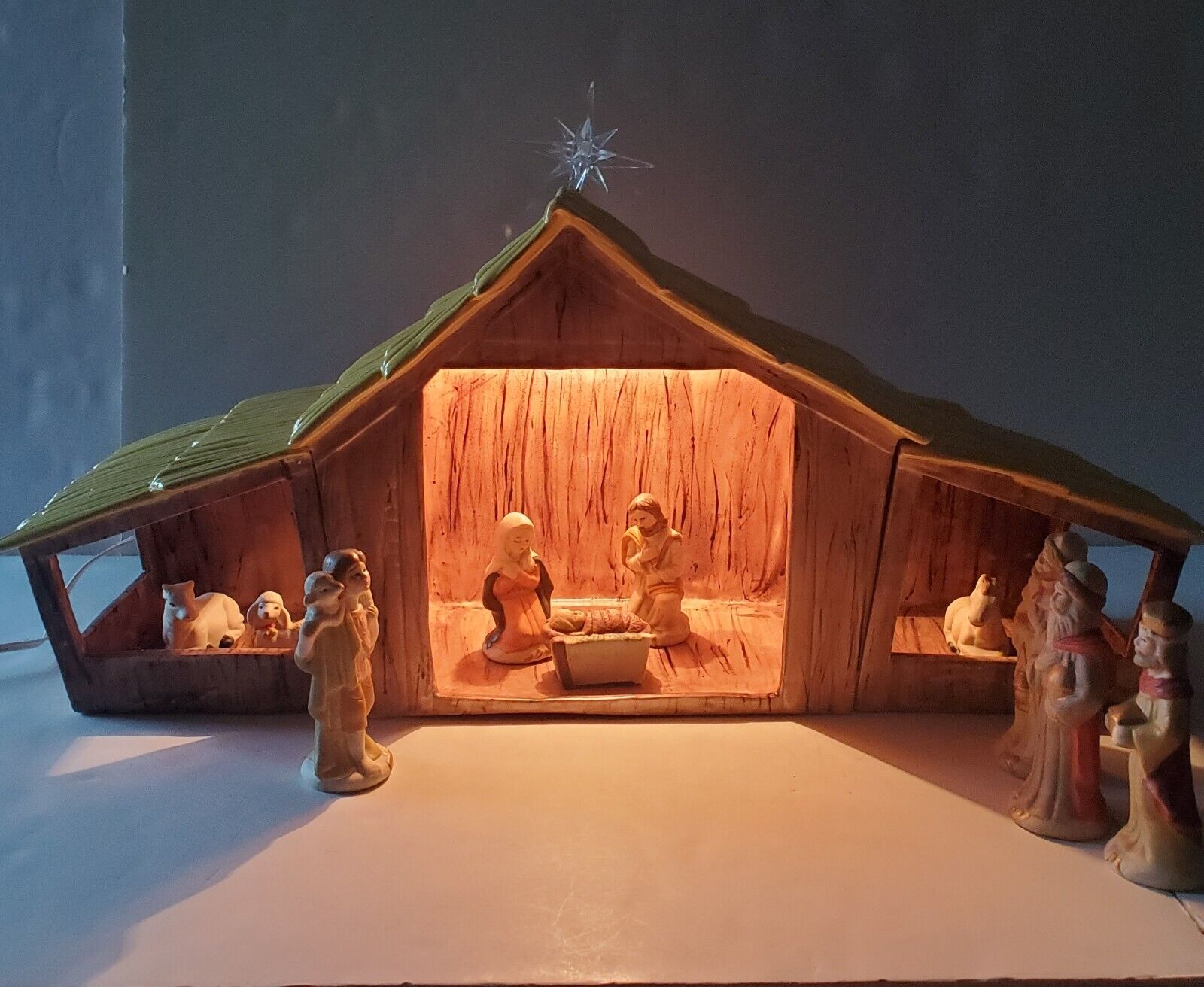 Vintage Atlantic Mold Nativity Set Lg Ceramic 3 Piece Manger Stable + 10 Figures