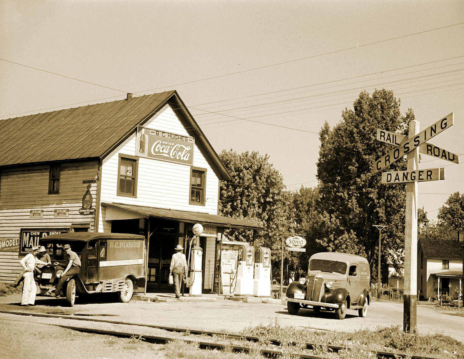 1939 Gas Station Atlanta Ohio Old Retro Vintage Photo 8.5\