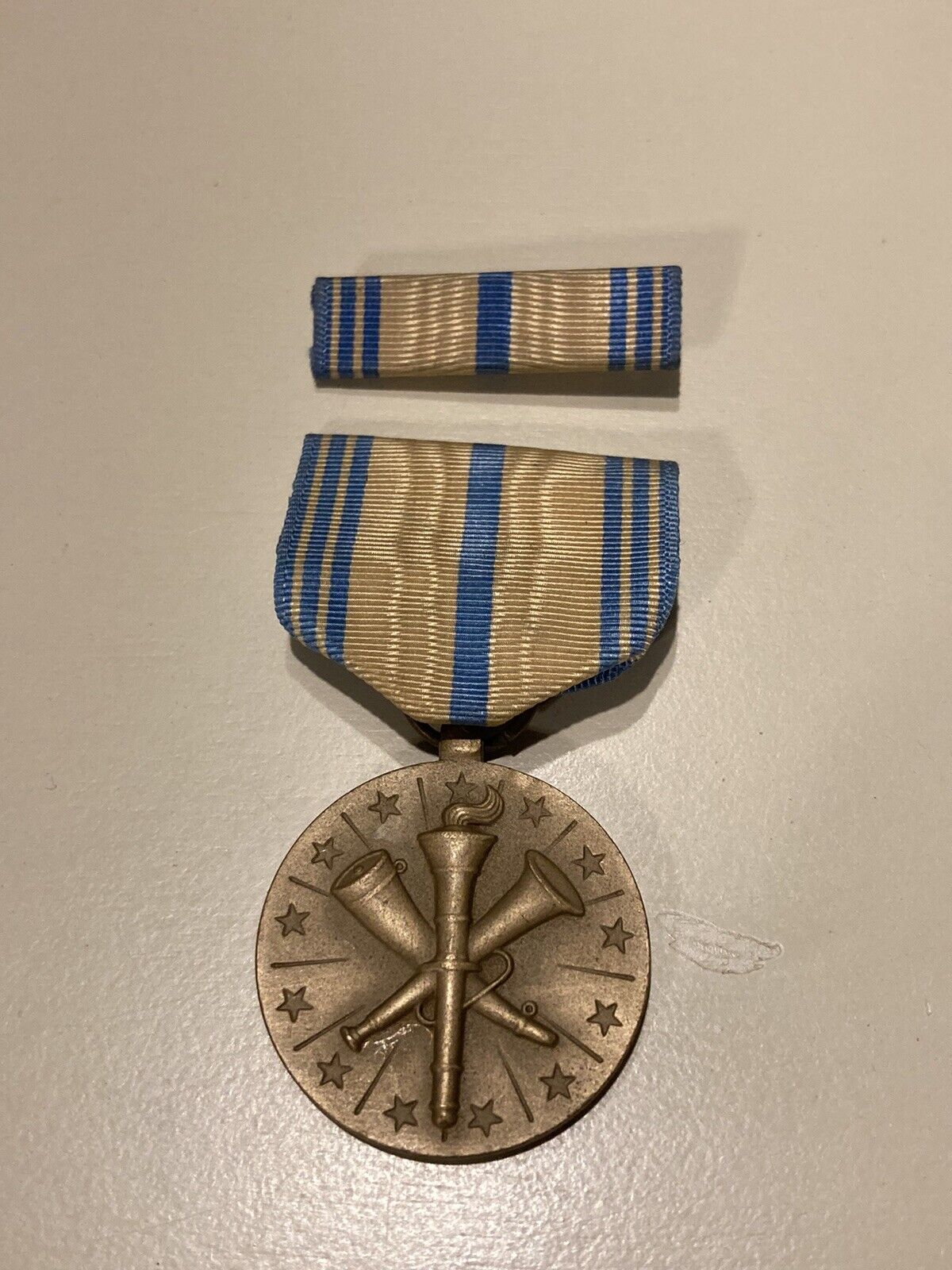 WW II US Armed Forces Reserve Medal With Ribbon Bar - National Guard Military