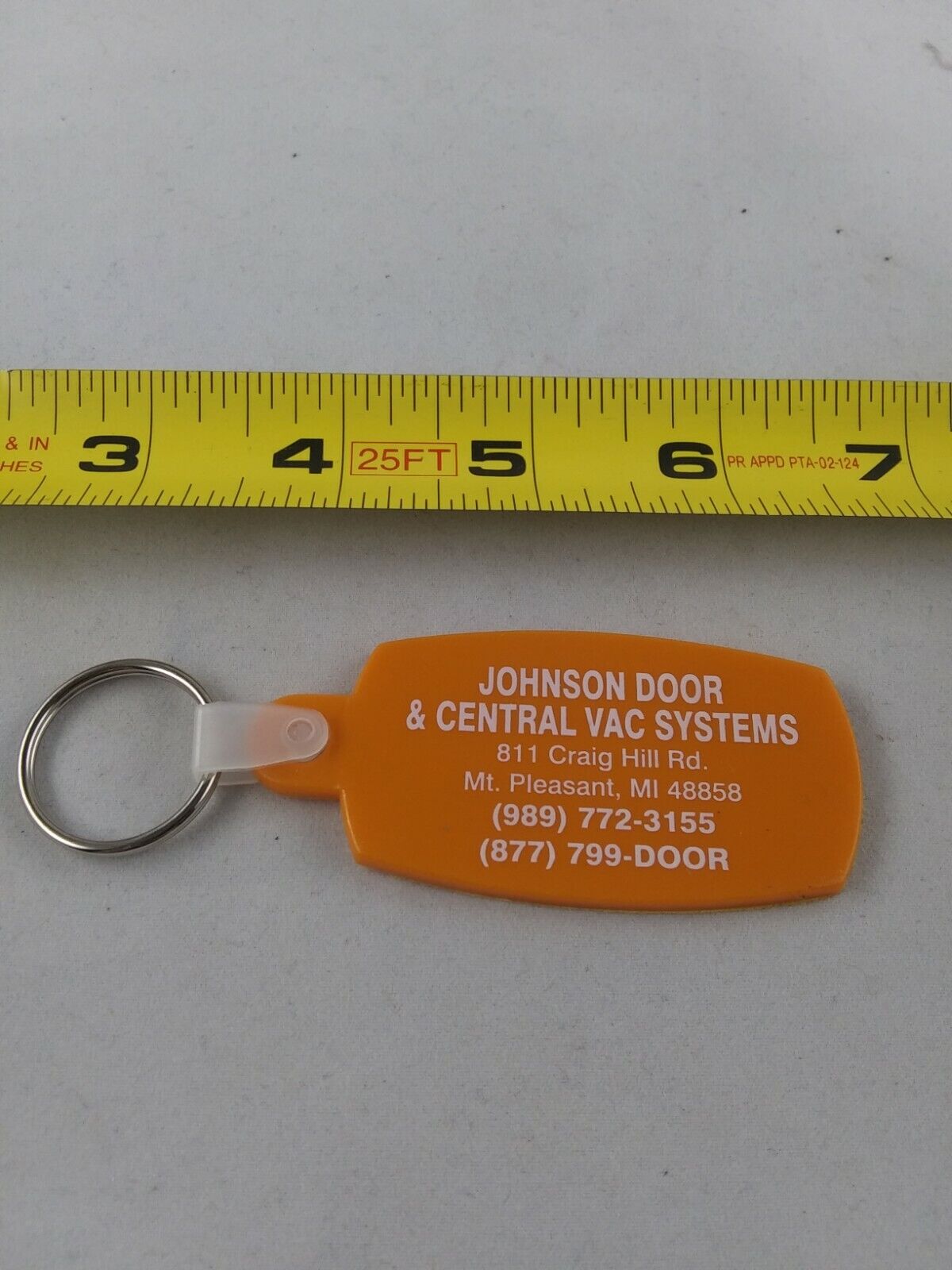 Vintage Johnson Door Central Vac Systems Keychain Key Chain Fob Ring **QQ7