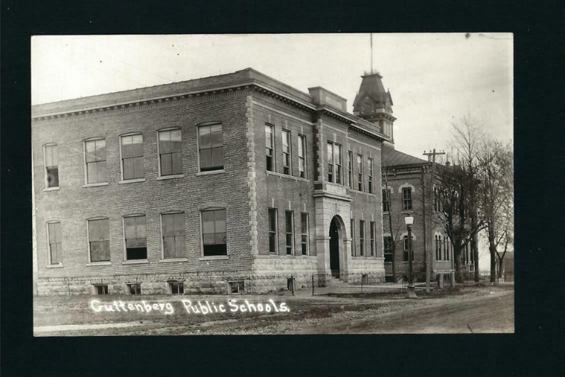 Guttenberg Iowa IA c1910 RPPC Old Public Schools, Right On The Mississippi River