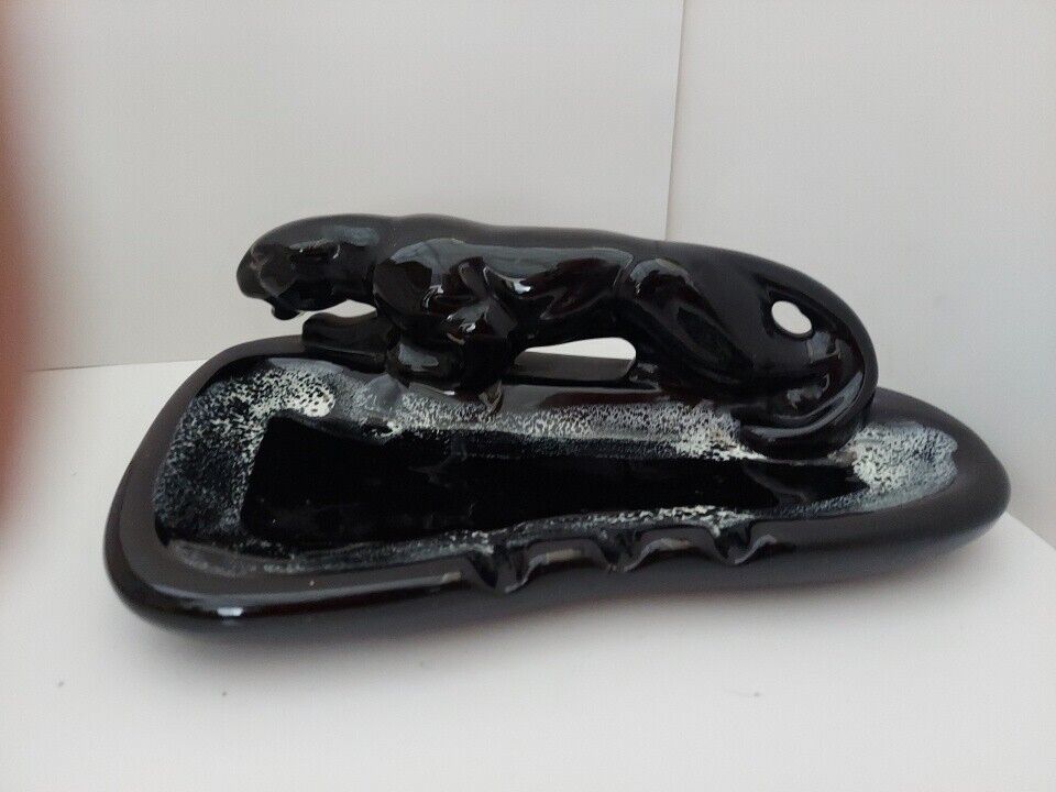 Vintage Crouching Black  Panther/Jaguar Figurine Black & White Ashtray