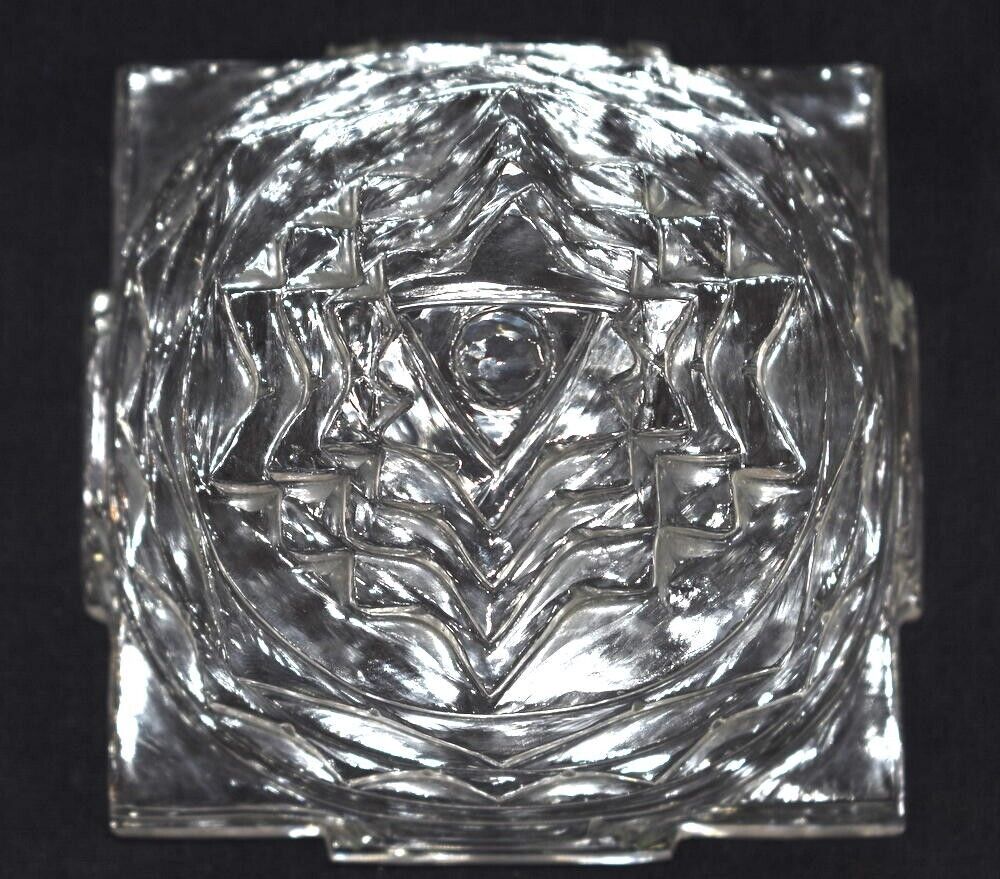 Sphatik Shree Yantra / Shri Yantra In Natural Quartz Crystal - 806gm - Certified