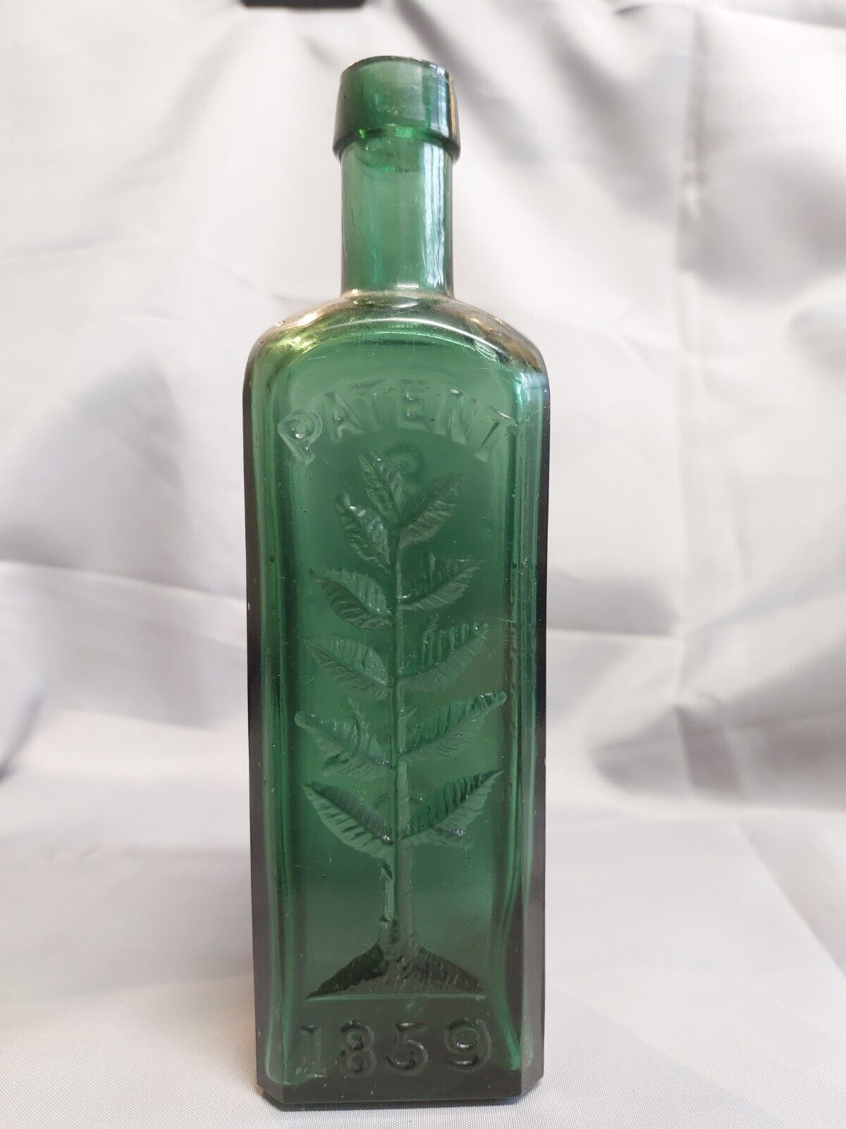 Wishart's Pine Tar Cordial 1859 Bottle With Embossed Pine Tree Phila