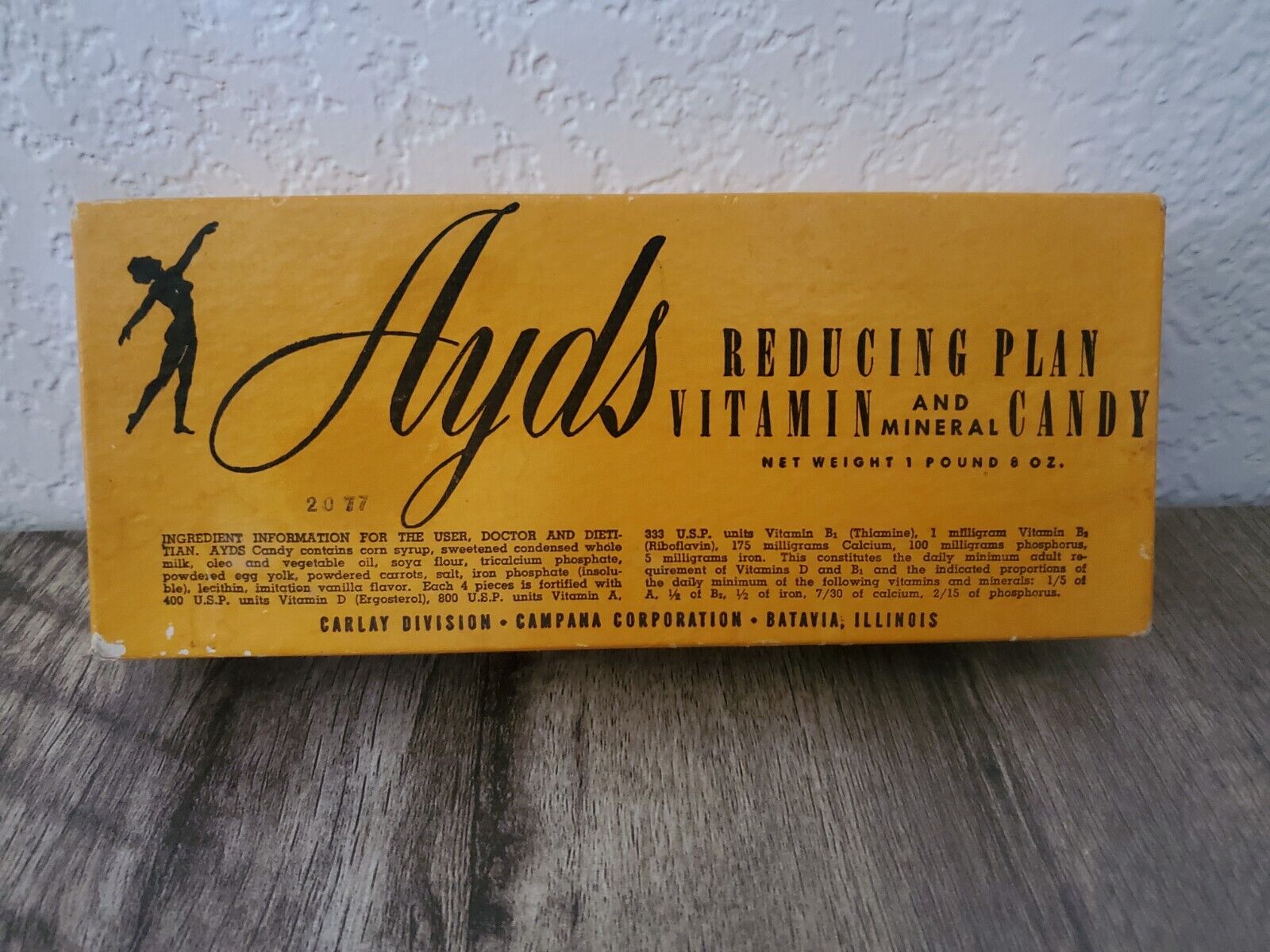 Vintage AYDS REDUCING PLAN VITAMIN & MINERAL DIETARY Fudge Candy Supplement Box