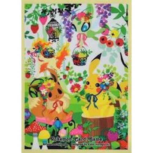 Berry\'s Forest | Pikachu Eevee Evoli | Pokemon Center Japan Card Sleeve (2019)