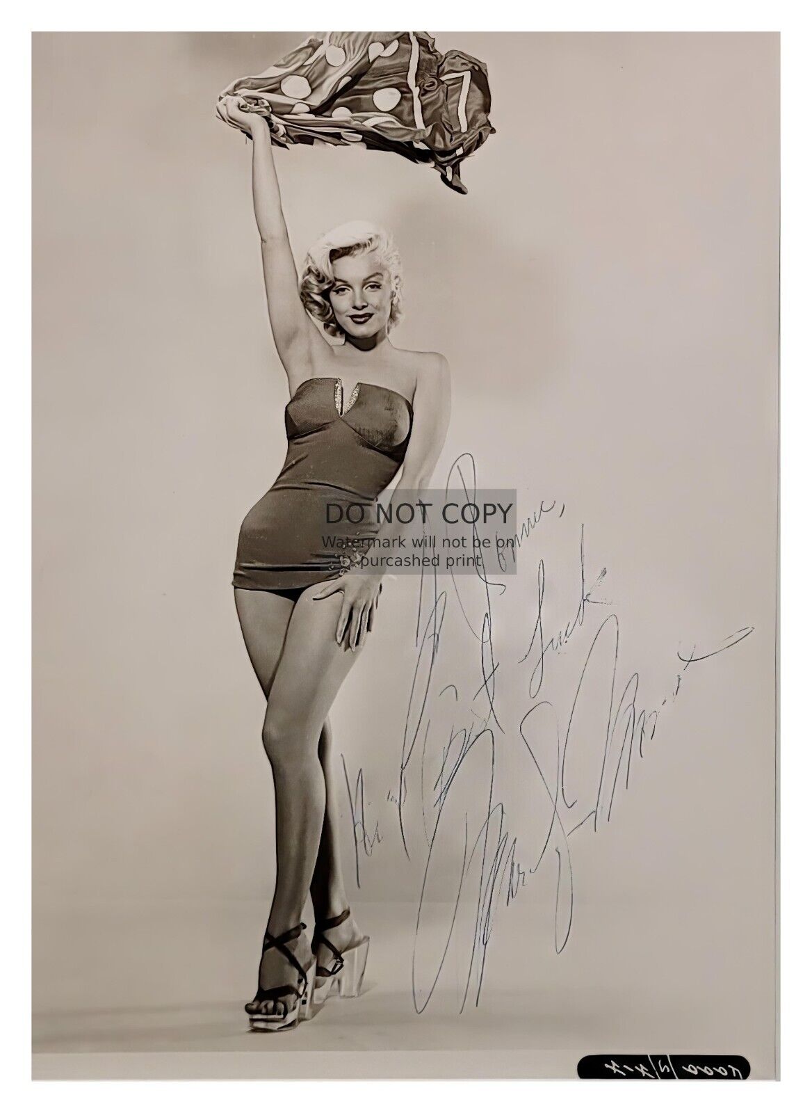 MARILYN MONROE WEARING SWIMSUIT SEXY AUTOGRAPHED 1953 5X7 PUBLICITY PHOTO