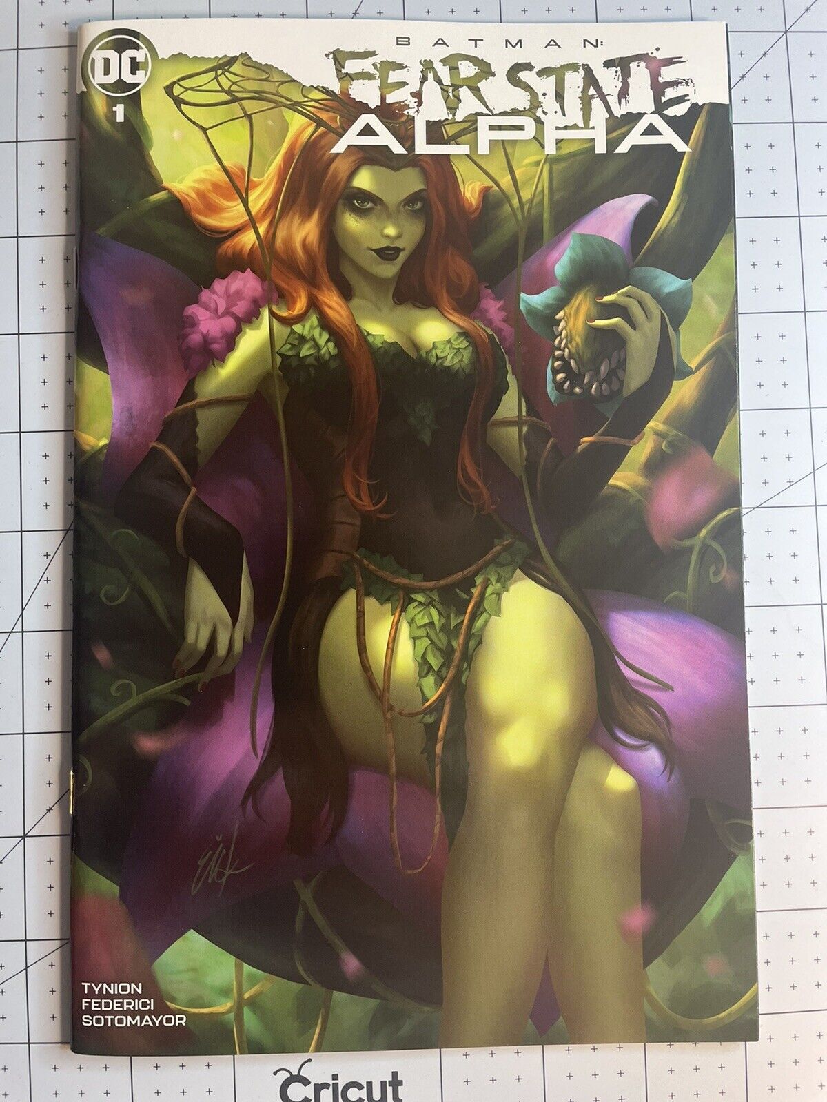 Batman Fear State Alpha #1 Ejikure TRADE Variant Cover A * POISON IVY * 2021 