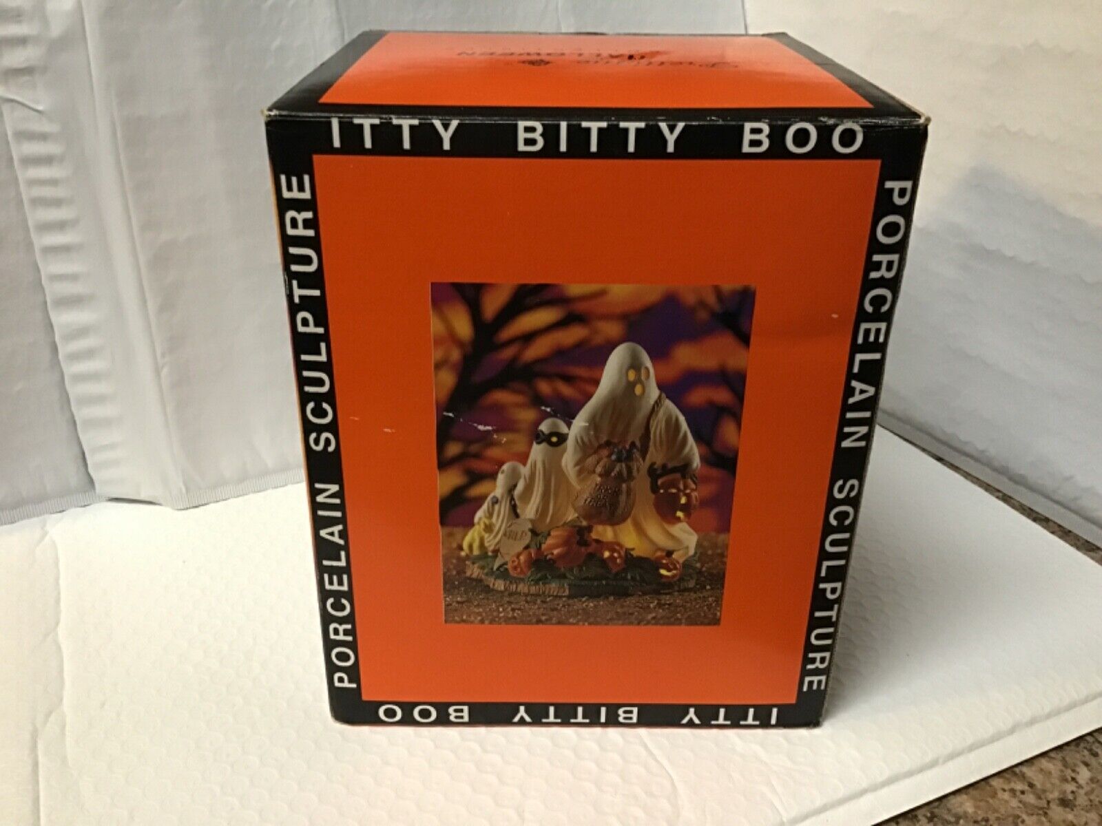 Vintage Prettique Halloween Itty Bitty Boo Porcelain Lighted Ghosts Sculpture