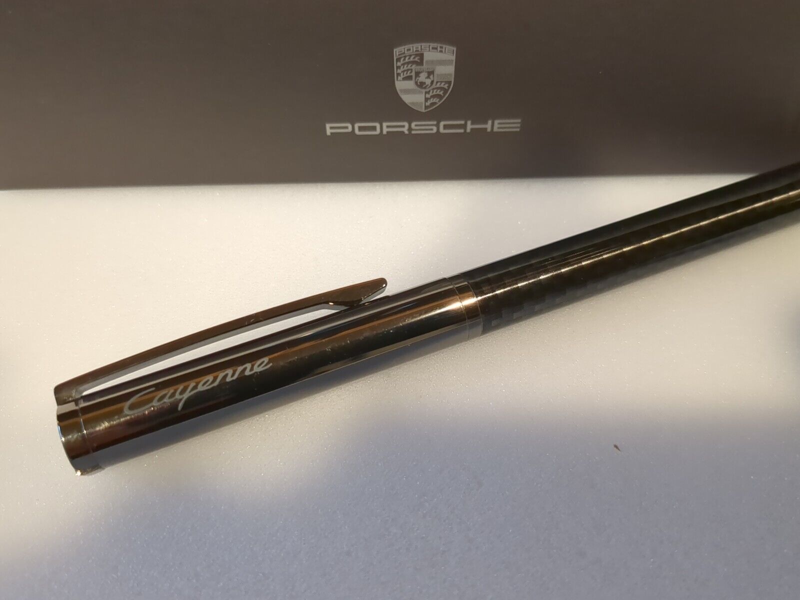 AWESOME Porsche Cayenne Ballpoint Pen Carbon Fiber