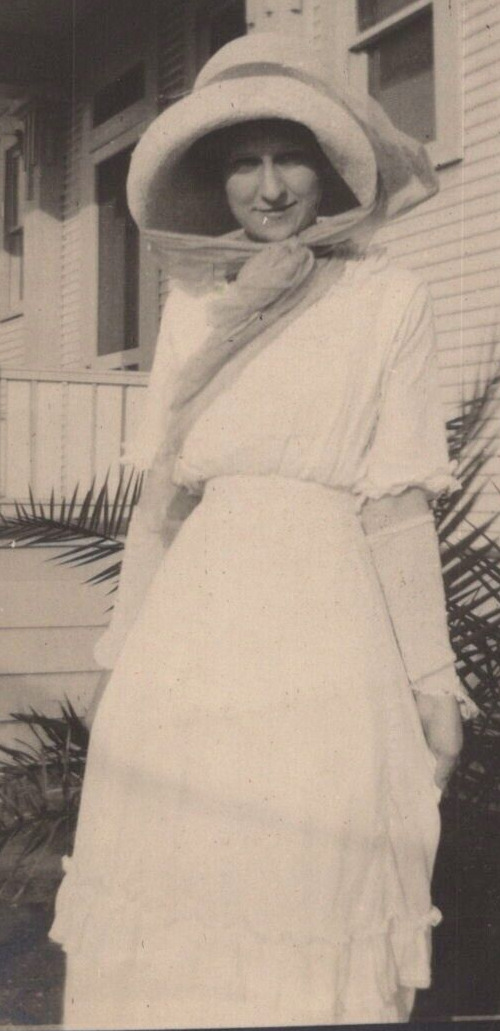 4G Photograph 1910-20s Lovely Woman Pretty Lady White Dress Fashion Cottage Core