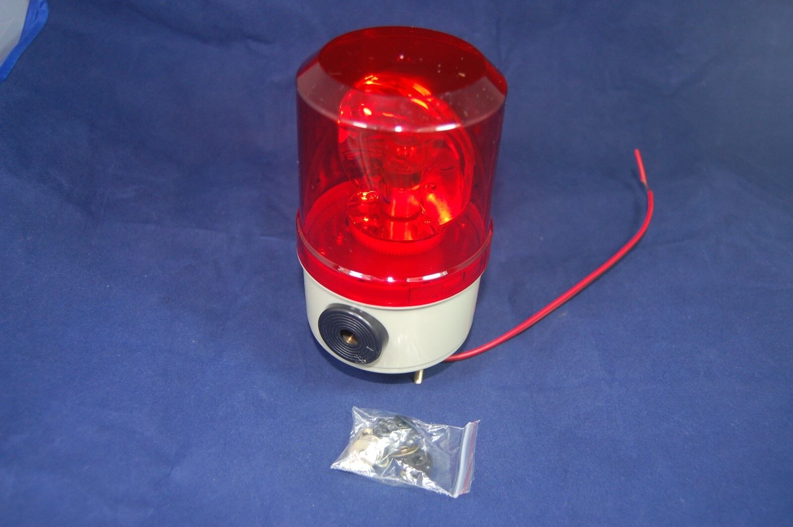 1pc  Bulb Revolving Warning light Φ80mm 90-130RPM RED 12V DC  IP45 With Buzzer