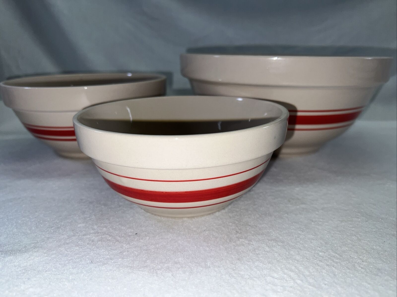 Old Mountain Red Ringed Nesting Mixing Bowl Set Vintage New Old Stock Kitchen