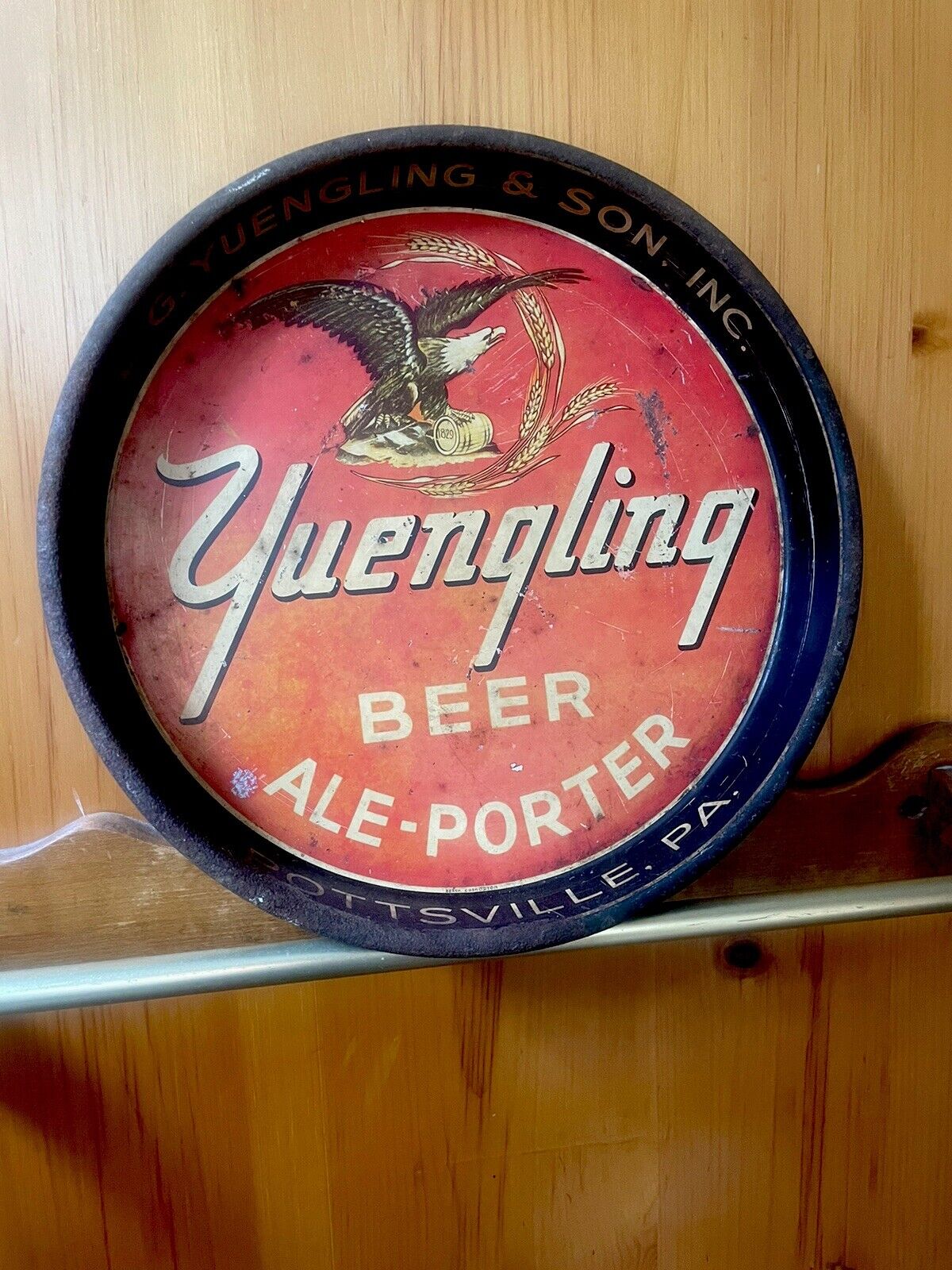 DG YUENGLING & SON Beer /Ale/Porter Tray (1940’s) Pottsville, PA. Hard to Find.