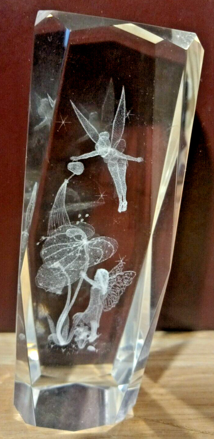 Walt Disney’s Tinker-bell 3D Laser Etched Crystal Glass Cube Paperweight