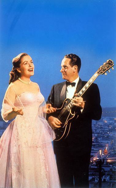 Songwriting duo Les Paul & Mary Ford pose for a portrait 1955 OLD PHOTO 3
