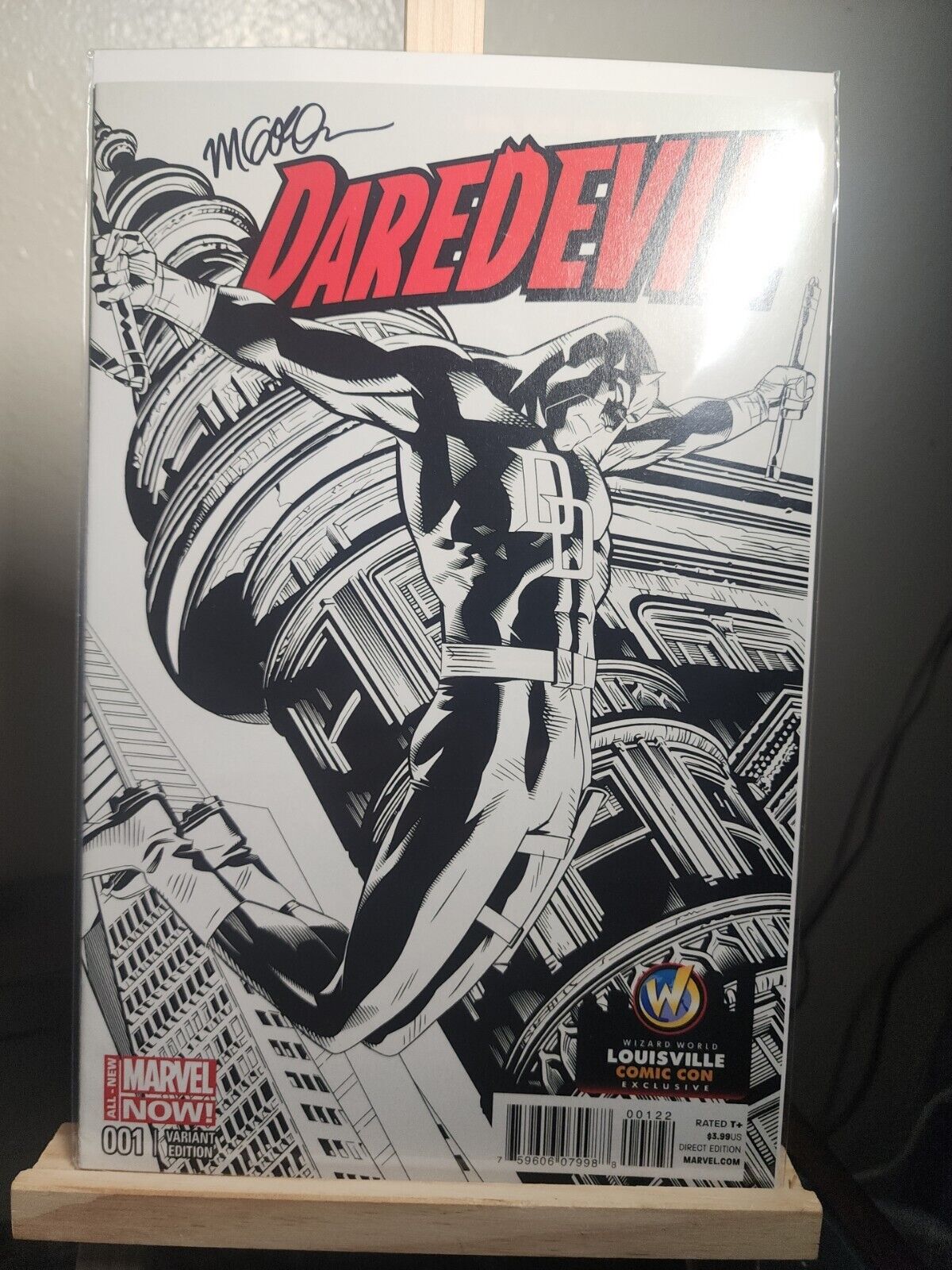 Daredevil 1 Wizard World Variant Edition Louisville Signed By Michael Golden .