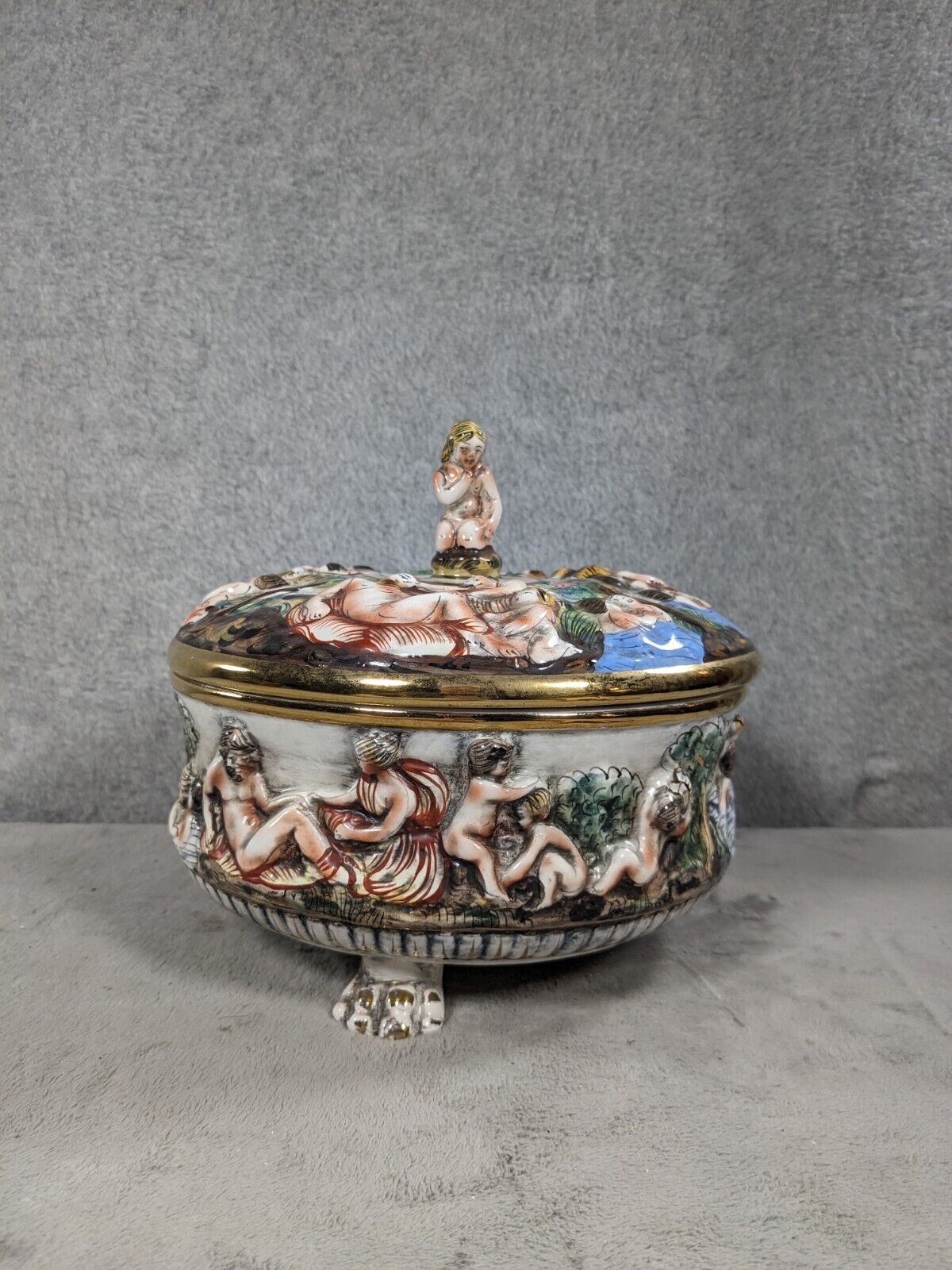 Vtg Capodimonte Porcelain Bernini Lidded Footed Hand Painted Bowl w/ Cherubs