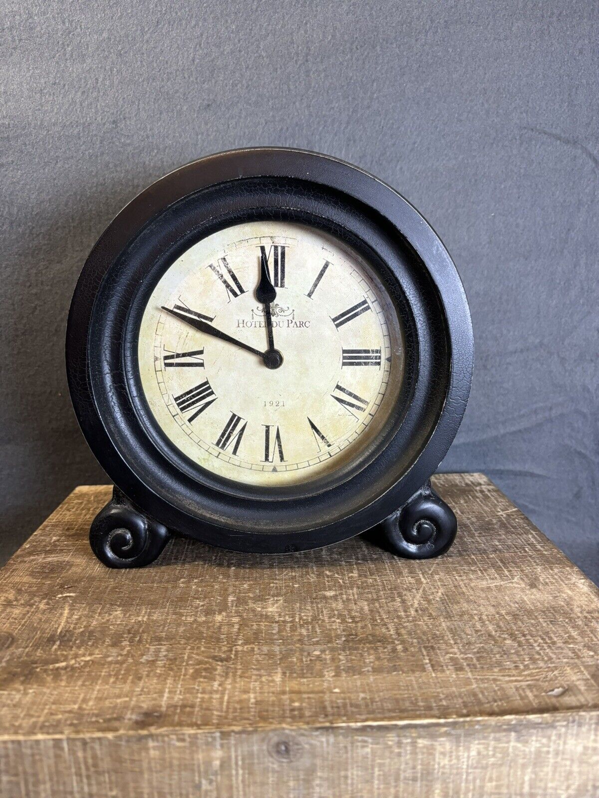 Creative Co-op Decorative Clock Black Desk Top Shelf Clock Battery Powered Works