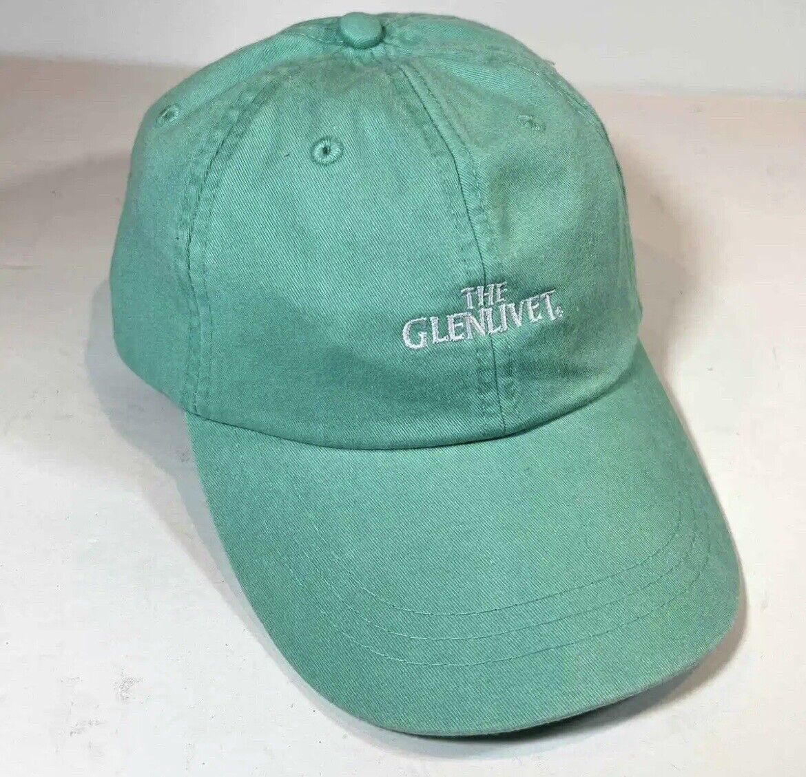 The GlenLivet Scotch Adjustable Baseball Hat Ball Cap Lid Brand New