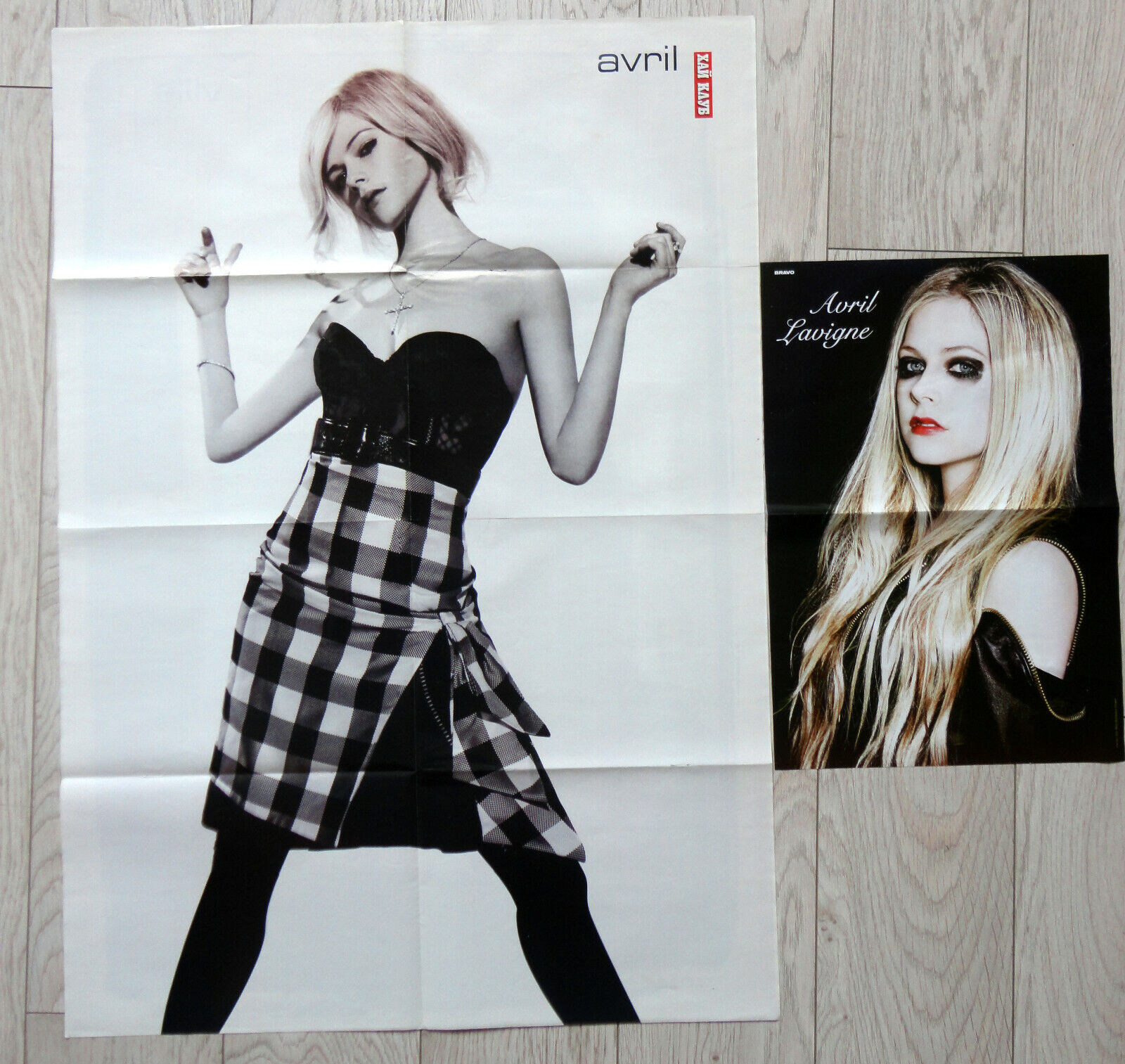 Vintage 2 pullout Double-sided Magazine Bravo and Hi Club posters Avril Lavigne