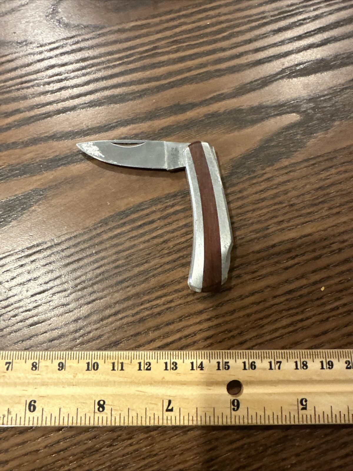 Klein Tools Pocket Knife Lockback Plain Edge Blade 44033 A