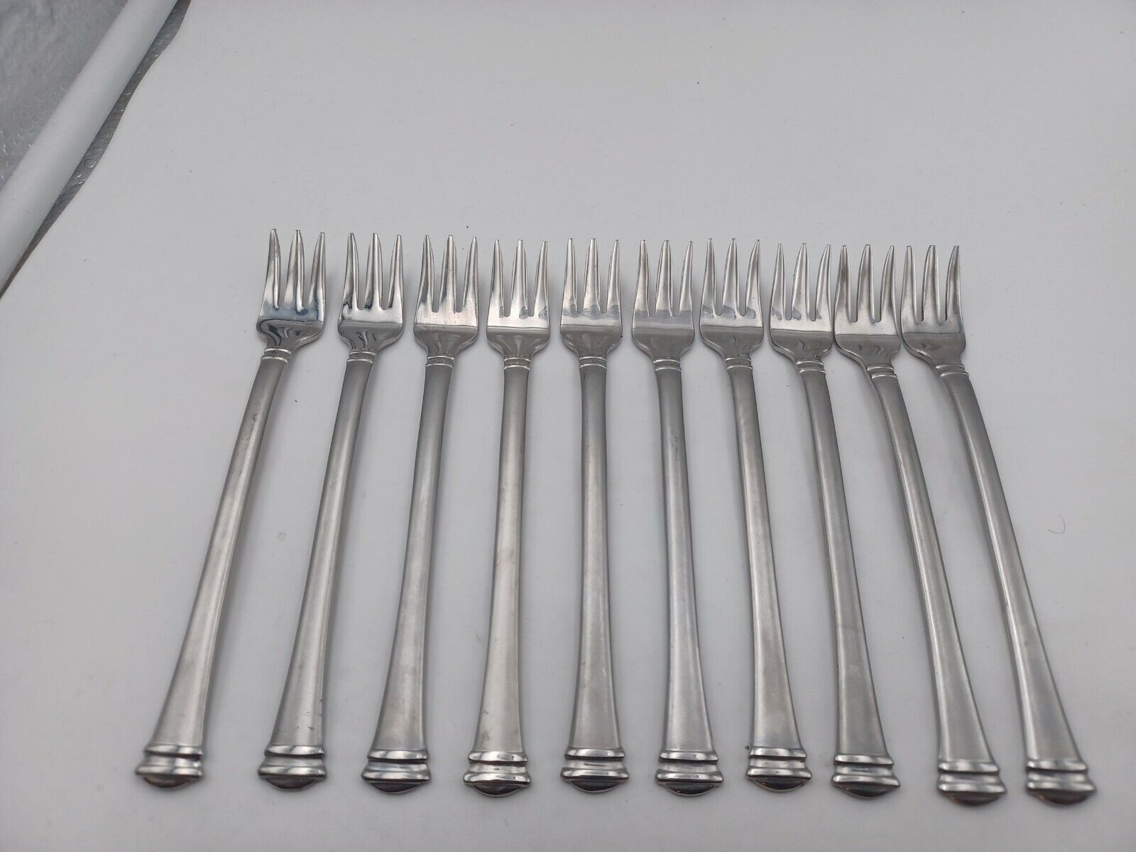 Lot of 10 Towle Classique Frosted Cocktail / Seafood Forks 5 3/8\
