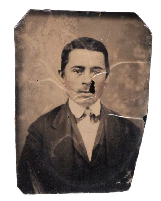 1870s Antique Victorian Man 1/16 Tintype NO ID