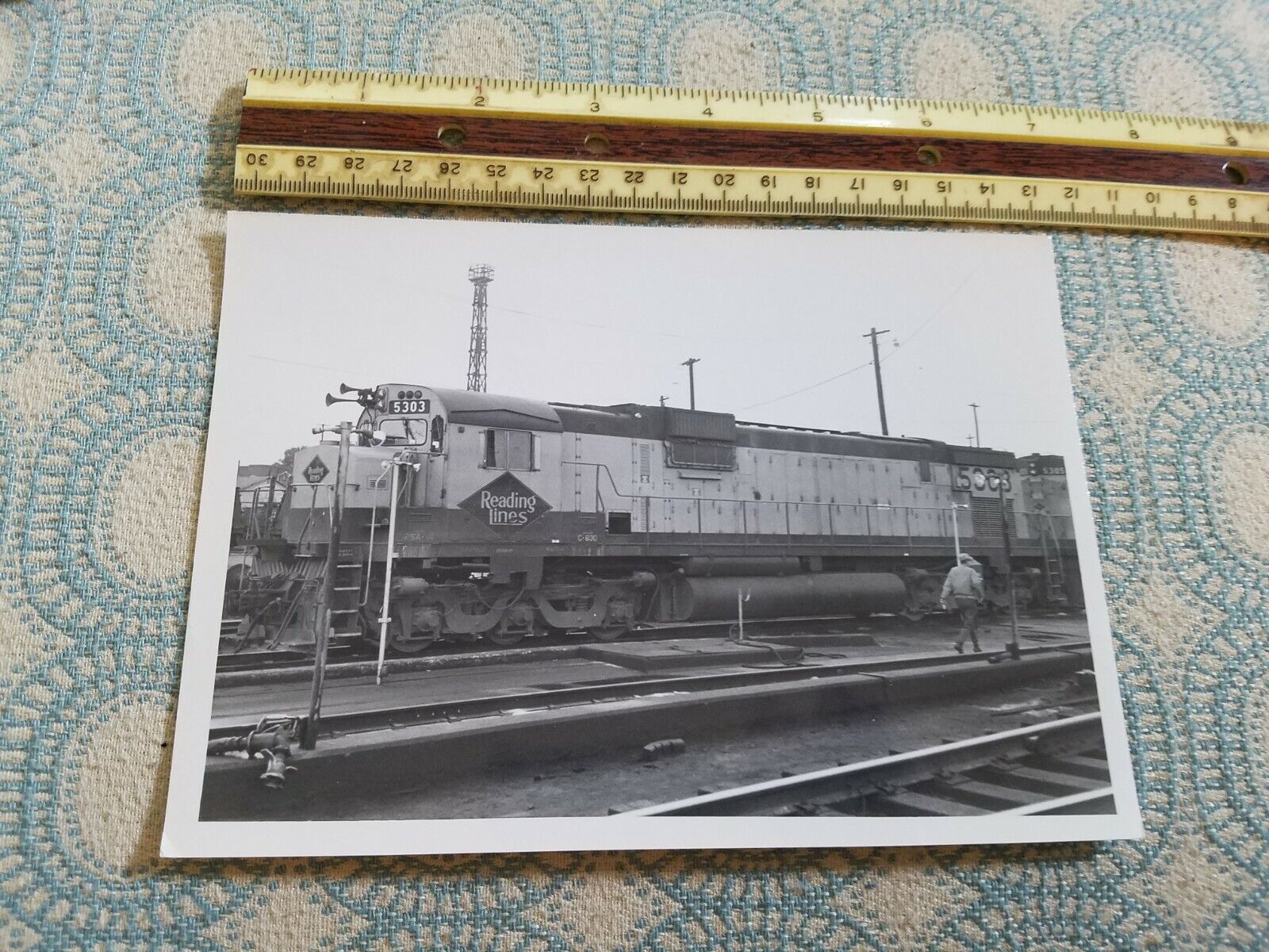 AACE 7X5 B&W Railroad Train Locomotive Engine photo 5303 RDG READING LINES