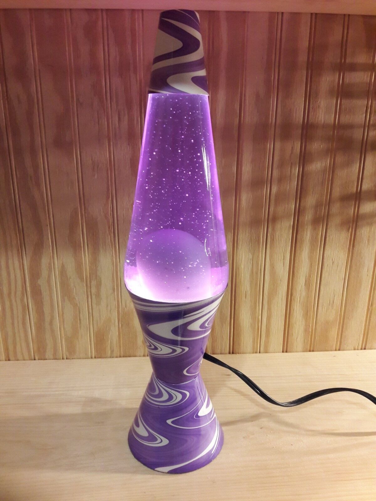 Original Vintage Lava Lite Purple Psychedelic Swirl Tie Dye Motion Lamp Retro