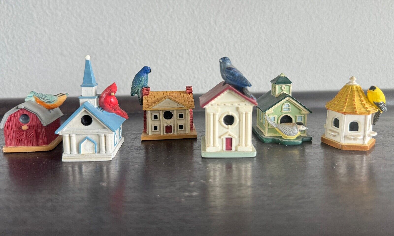 Lenox Miniature Birdhouses Cardinal Yellow Finch Bird Watcher Figurines Building