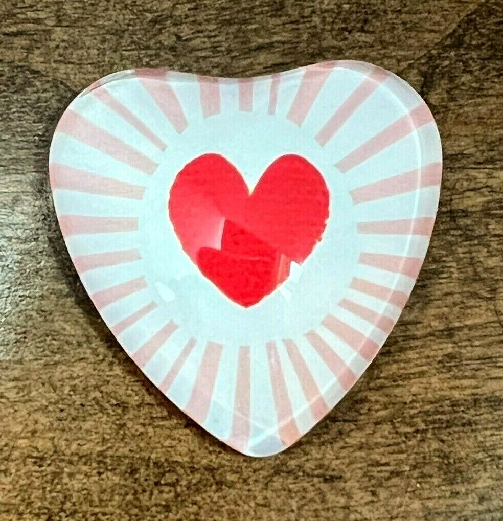 Valentine Heart Shape Glass Token Love Valentine\'s Day Radiating Heart