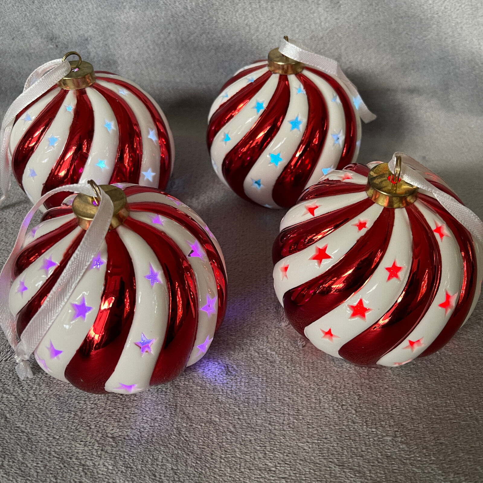 Set of 4 Flameless Multi Color Changing Light Up Holiday Ornament Balls Red