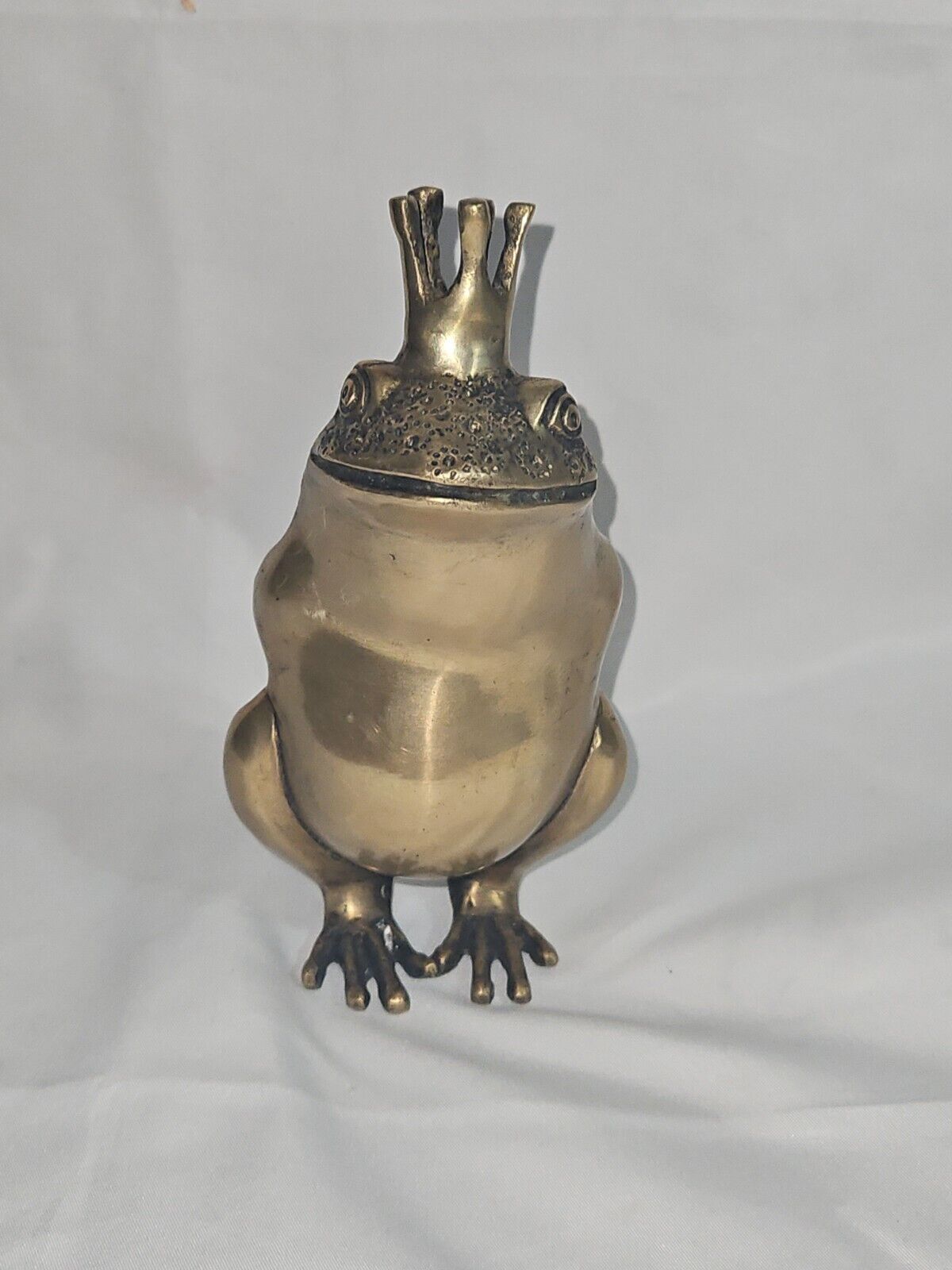 Vintage Charming  Brass Frog  Prince With Crown  Paperweight Decor 6x3