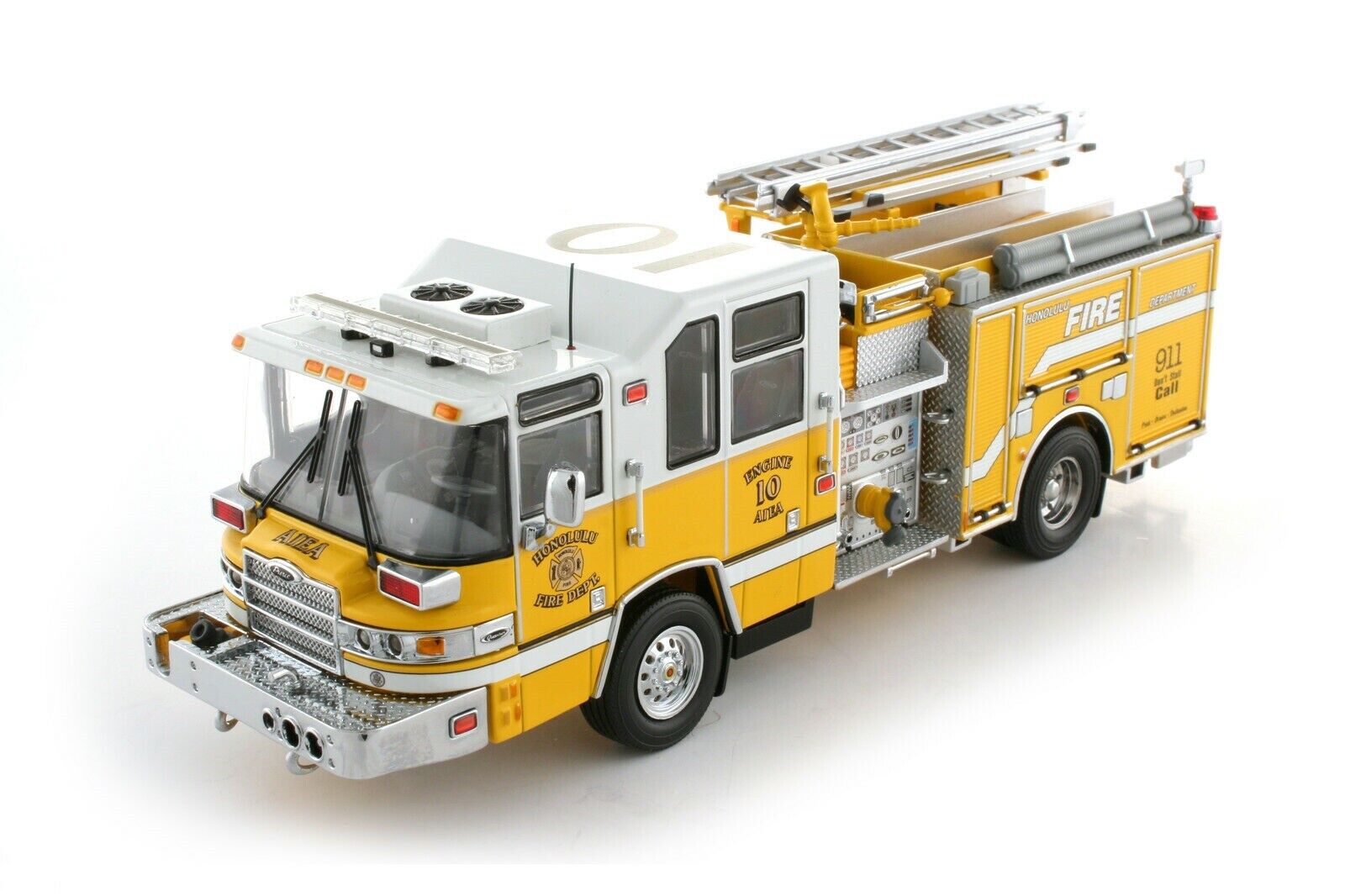 Pierce Quantum Pumper Fire Engine - Honolulu #10 TWH 1:50 Scale #081D-01181 New