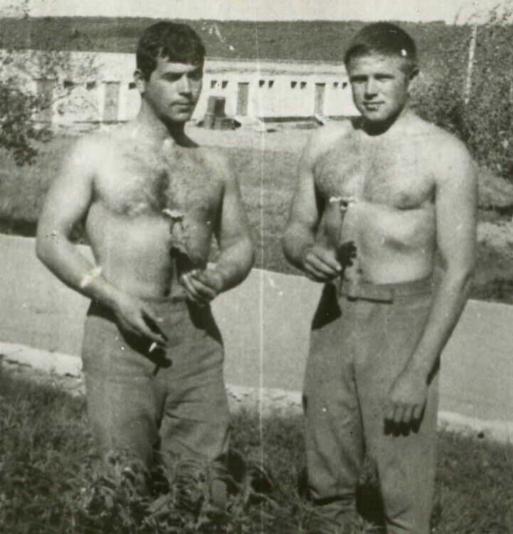 Shirtless hairy chest handsome young men couple w/ Flowers gay int vtg photo