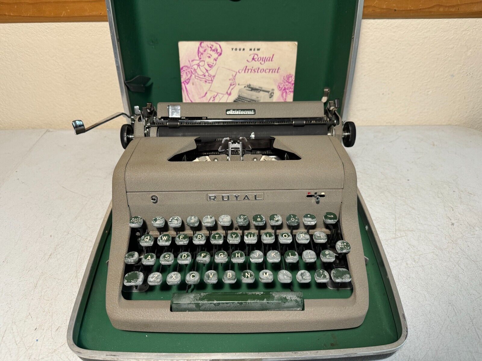 Royal Aristocrat Typewriter Manual Typing Vintage Retro Brown Green Keys Ribbon