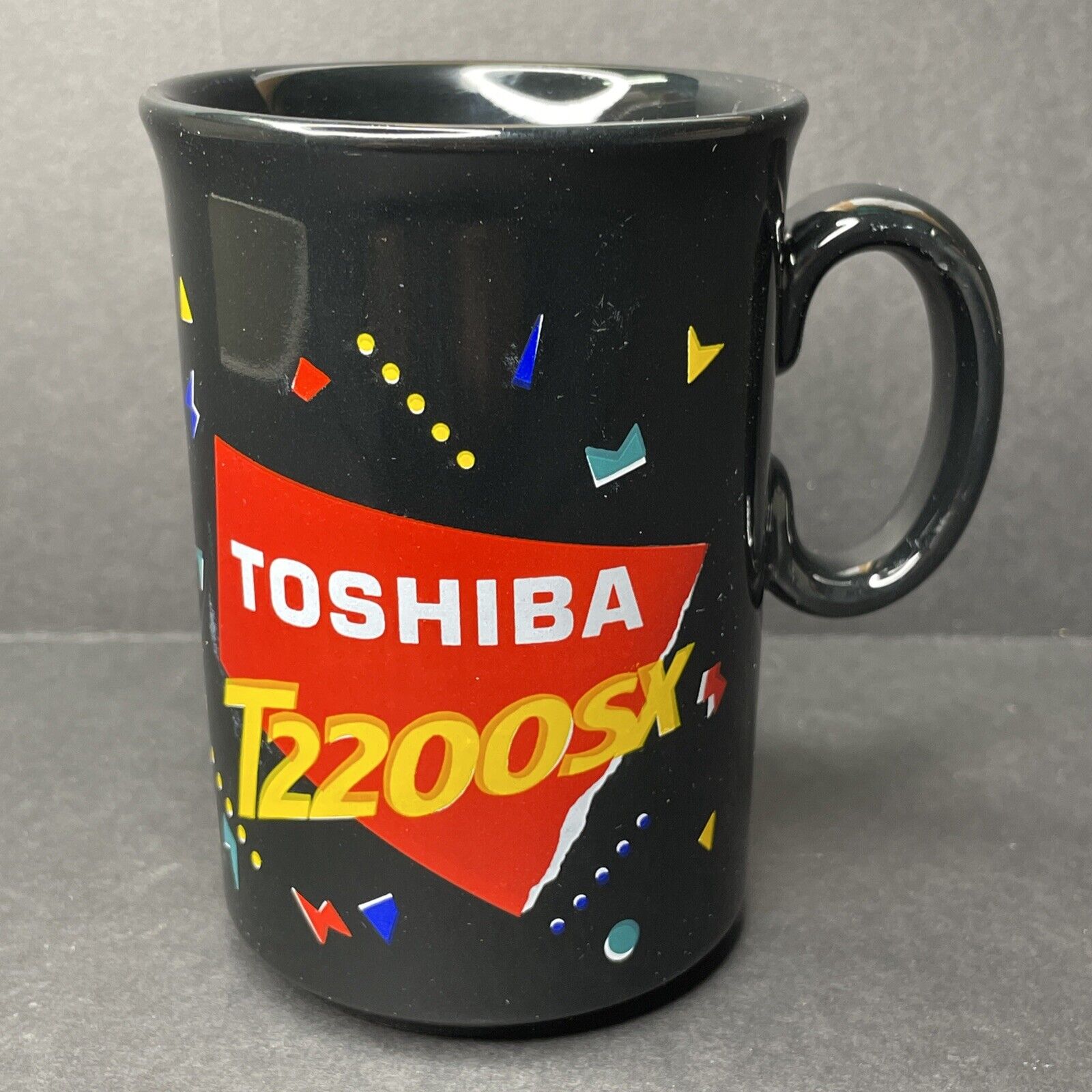 Vintage 1991 Toshiba T2200SX Laptop Computer 10 oz Ceramic Coffee Mug Employee