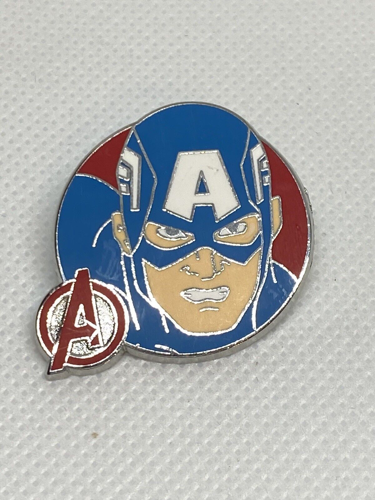 Disney Trading Pin  - Captain America - Marvel Avengers Assemble