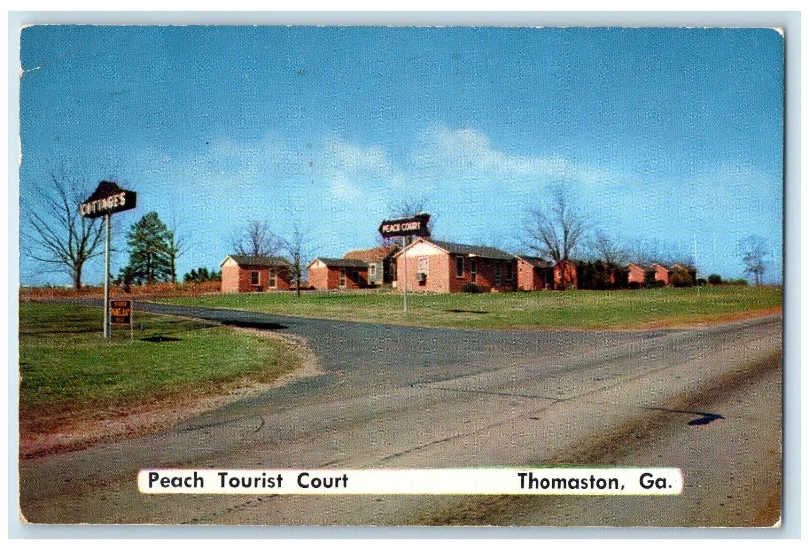 1957 Peach Tourist Court Exterior Highway Building Thomaston Georgia GA Postcard