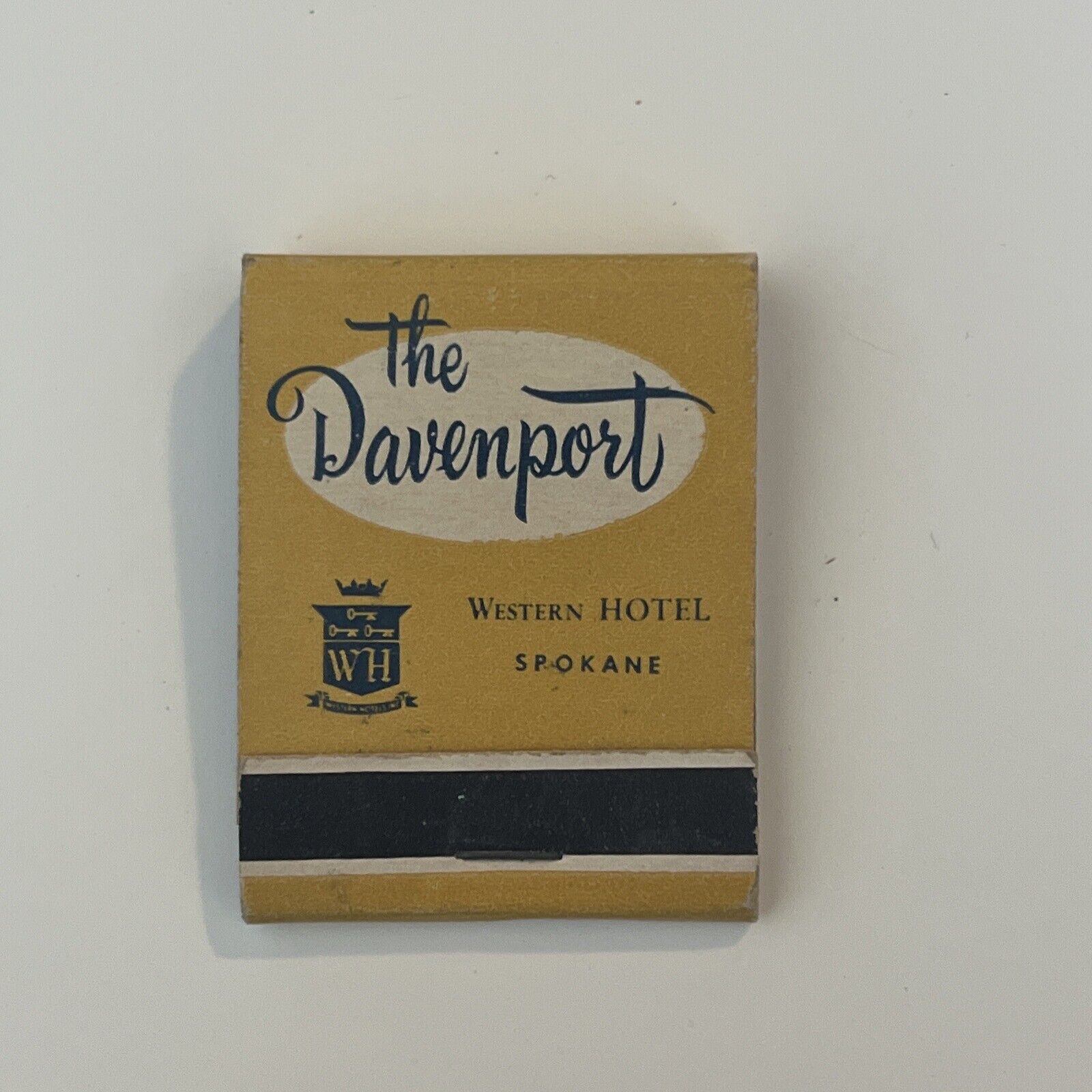 Vintage Matchbook Davenport Hotel Spokane WA Matador Full Front Strike Mint