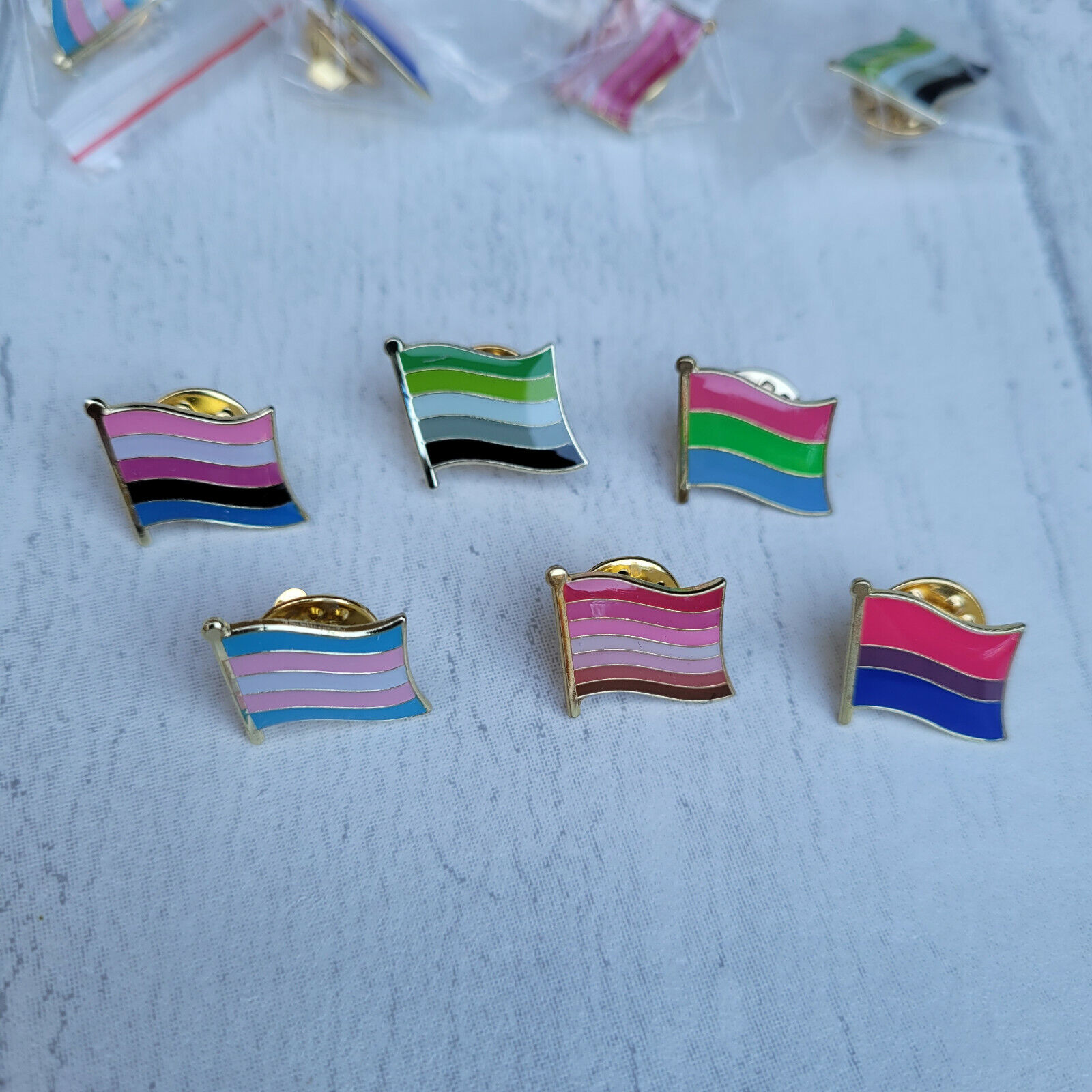 LGBTQ+ FLAG PIN BADGE Bisexual Aromantic Poly Genderfluid Tran Lesbian FREE POST