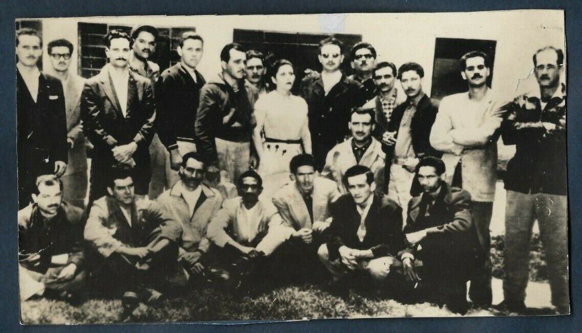 FIDEL CASTRO ERNESTO GUEVARA & YOUNG REBELS DETAINED MEXICO 1956 VTG Photo Y 87