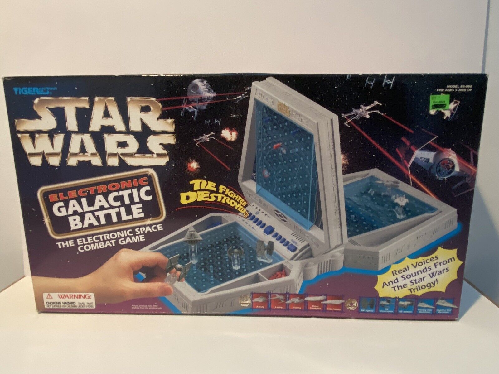 Rare Vintage Star Wars Galactic Battle by Tiger (Brand New)