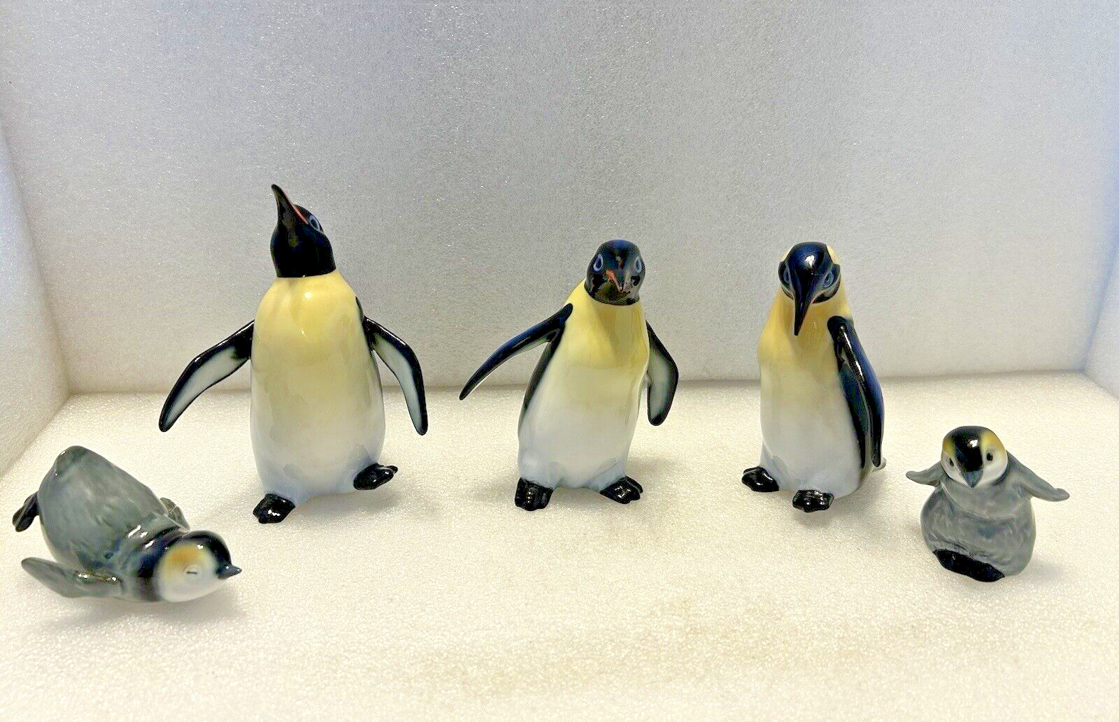 Vintage Porcelain Emperor Penguins Figures 5 Lot