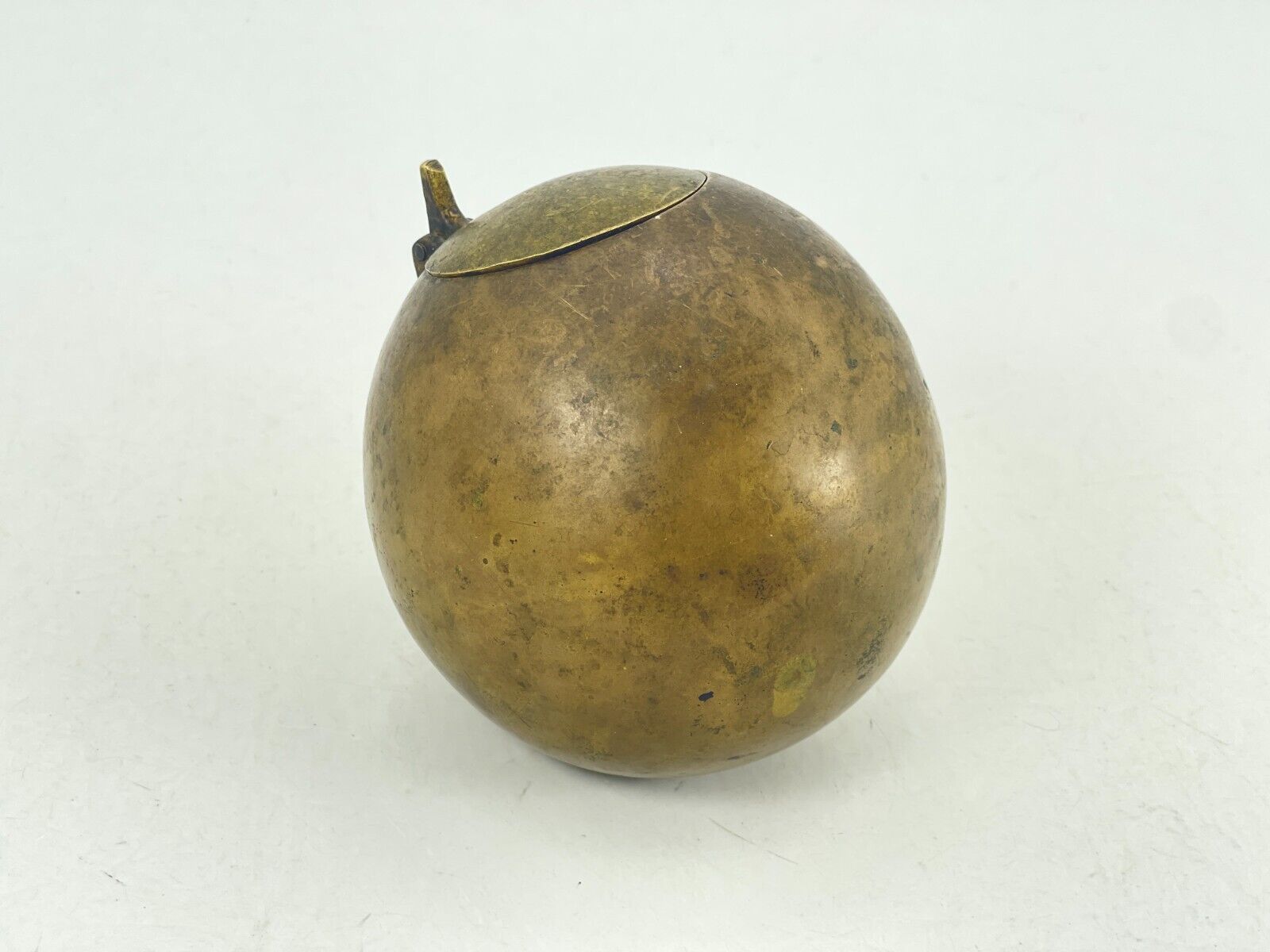 Vintage 1940\'s WWII Brass Round Sphere Ball Ashtray Flip Top Butt Storage