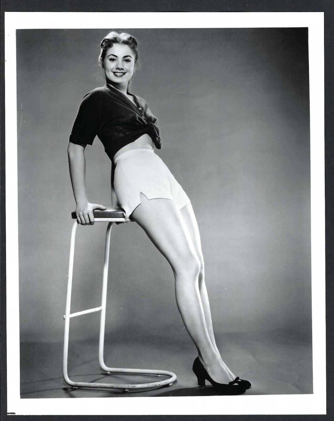 BEAUTY SHIRLEY JONES ACTRESS SEXY LEGS VTG ORIGINAL PHOTO