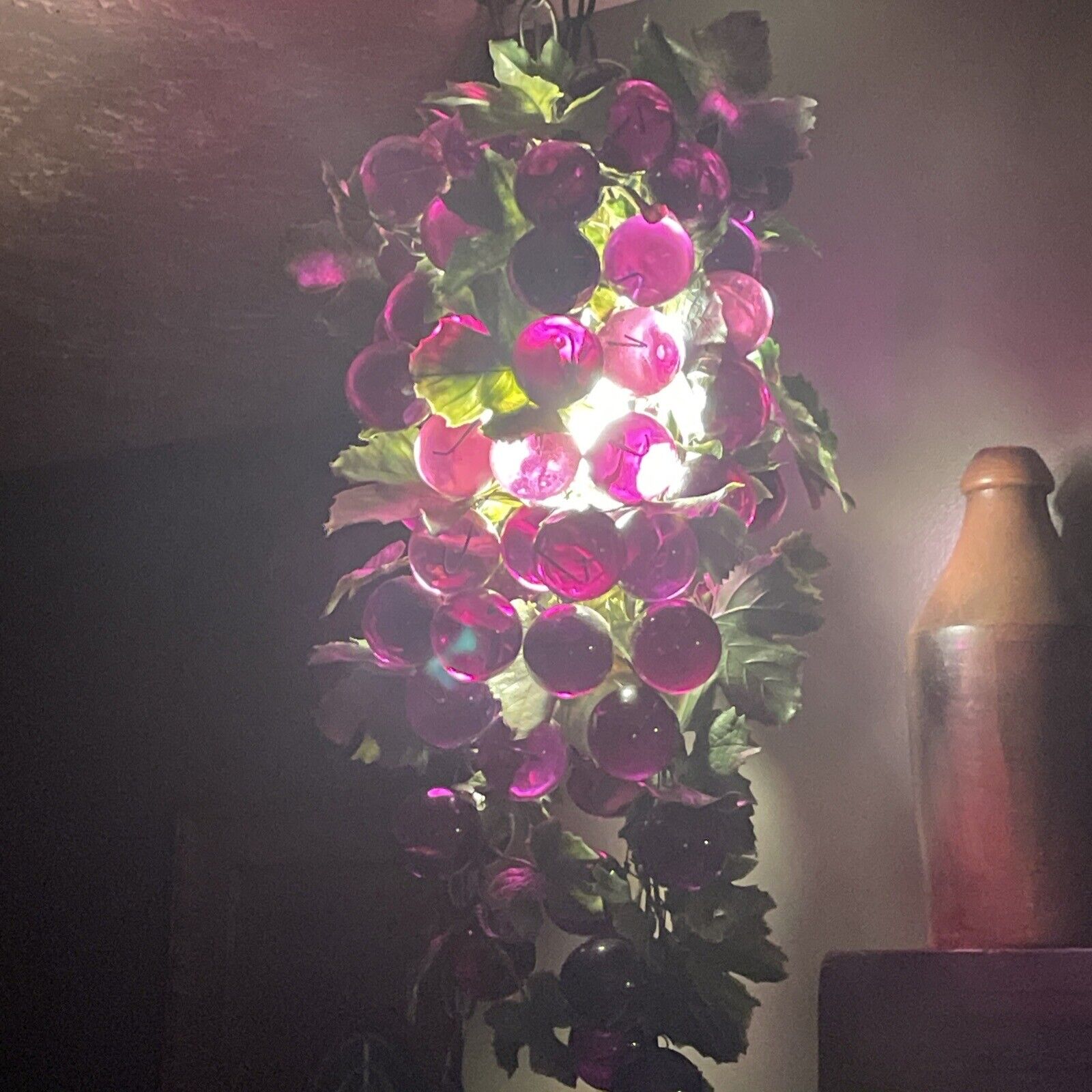 Beautiful High Quality Lucite Grapes With Leaves Hanging Lamp. Works Great