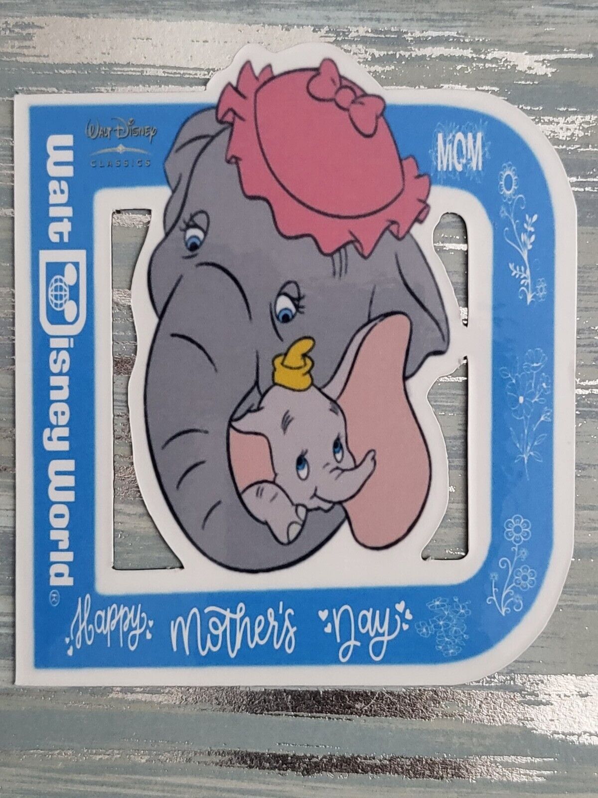 Disney magnet Passholder Dumbo happy mothers day 2023